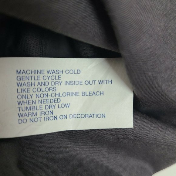 GAP Gray Sequin Beaded Skirt Size Medium - Picture 4 of 5